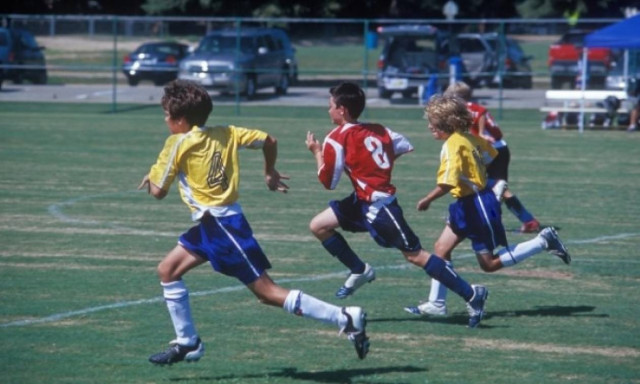 Πόσο πρέπει να αθλούνται τα παιδιά