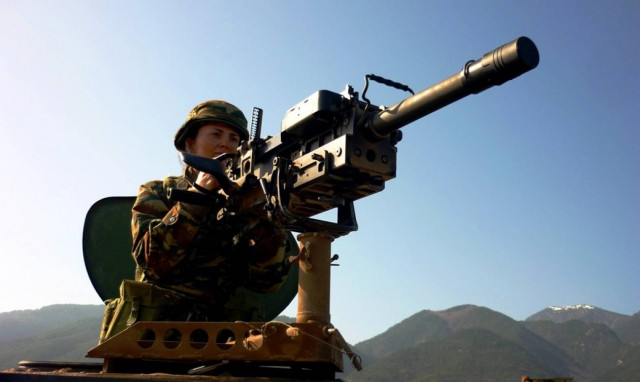 Επιχειρησιακή εκπαίδευση ανθυπολοχαγών Σχολής Πεζικού (pics)