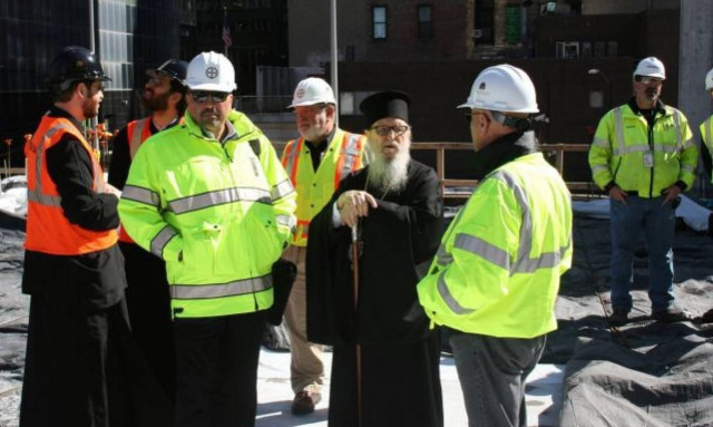 Ο Αρχιεπίσκοπος Αμερικής στον υπό ανέγερση Ναό του Αγ.Νικολάου στο Μανχάταν (pics)