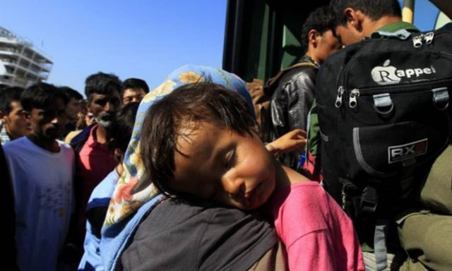 Eπαφές Κουτσούμπα στη Λέσβο και επίσκεψη στο hot spot