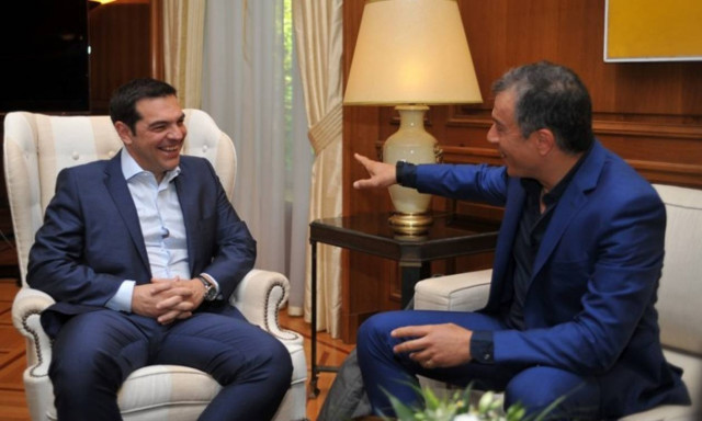 Συγχαρητήρια Τσίπρα στον Θεοδωράκη για την επανεκλογή του