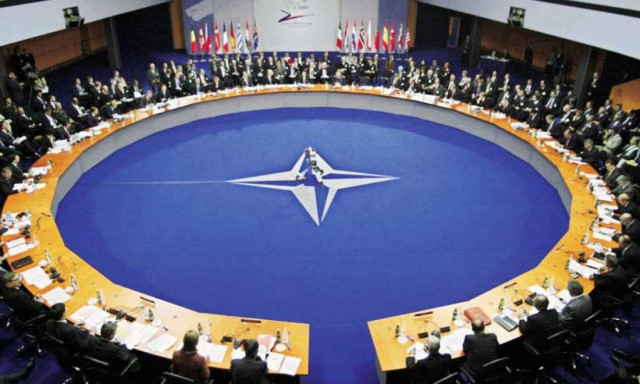 ΝΑΤΟ: Μόσχα και Δαμασκός χρησιμοποιούν τις ροές των Σύρων προσφύγων