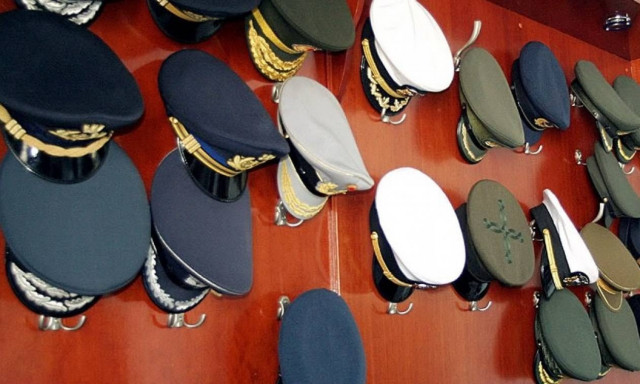 Ποιοι μένουν και ποιοι φεύγουν στις ένοπλες δυνάμεις