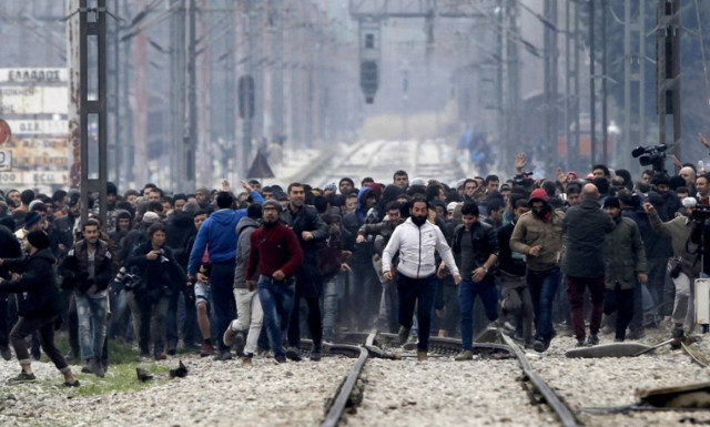 Προσφυγικό: Καταυλισμοί σε όλη τη χώρα - Περισσότεροι από 27.000 οι εγκλωβισμένοι πρόσφυγες