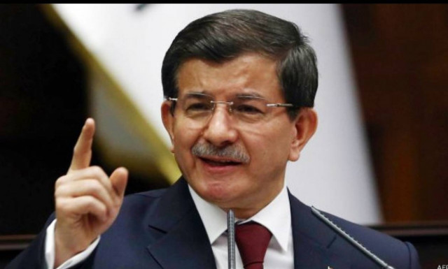 Νταβούτογλου: Το φιλοκουρδικό κόμμα θέλει να σύρει την Τουρκία στο χάος