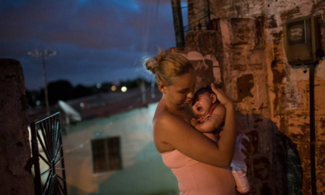 Στα 4.863 αυξήθηκαν τα κρούσματα μικροκεφαλίας από τον ιό Ζίκα