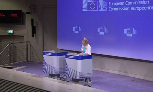 Η Κομισιόν ανακοινώνει «πρόοδο» στις διαβουλεύσεις για την αξιολόγηση