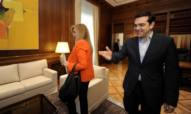 Συμβούλιο πολιτικών αρχηγών: Φώφη κατά Τσίπρα: Αυτή είναι αλληλεγγύη;