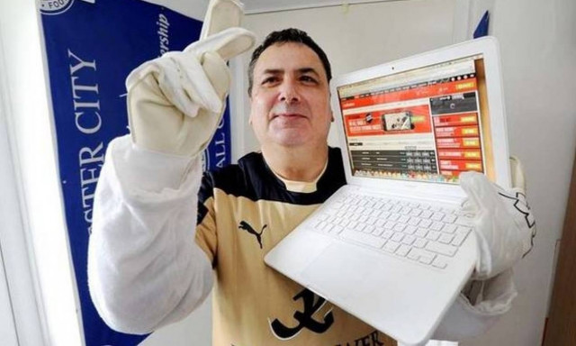 Σωστό ή λάθος; Ο οπαδός της Λέστερ που πόνταρε στο πρωτάθλημα εξαργύρωσε το κουπόνι!