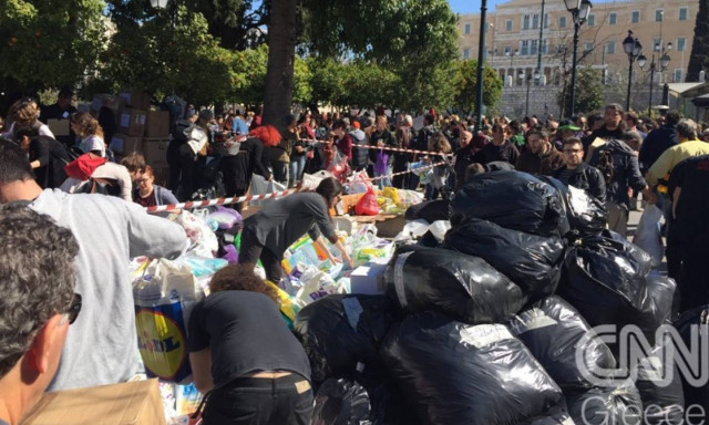 Πλατεία Συντάγματος:Oι Έλληνες ξέρουν από προσφυγιά και το αποδεικνύουν έμπρακτα