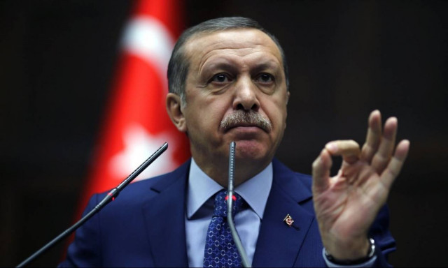 Σύνοδος Κορυφής: Ζητά τα πάντα ο Ερντογάν - Να γυρίσει ο Νταβούτογλου με τα 3 δισ.