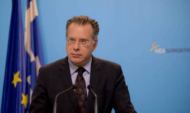 Κουμουτσάκος: Η κυβέρνηση αγνοεί τα στοιχειώδη