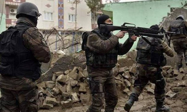 Τουρκία: Τουλάχιστον 13 Κούρδοι αντάρτες και 2 στρατιώτες νεκροί σε μάχες