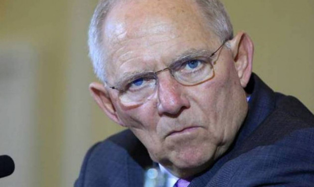 Σόιμπλε: Να μη γίνεται σύνδεση του προσφυγικού με το δημοσιονομικό