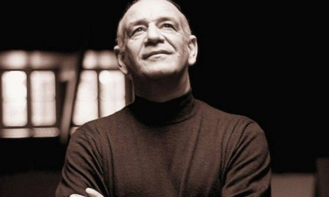 Δημήτρης Μητροπάνος: Τι συμβαίνει με τον τάφο του; Τι ζητά η οικογένειά του;