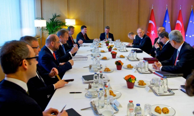 Προσφυγικό: Στην επόμενη Σύνοδο η τελική συμφωνία