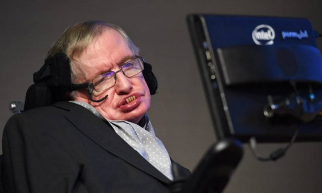Χόκινγκ: Ενα Brexit θα ήταν καταστροφή για την επιστήμη