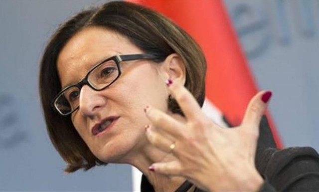 Ανένδοτη η Αυστρία: Να συνειδητοποιήσουν οι πρόσφυγες πως η βαλκανική οδός είναι κλειστή