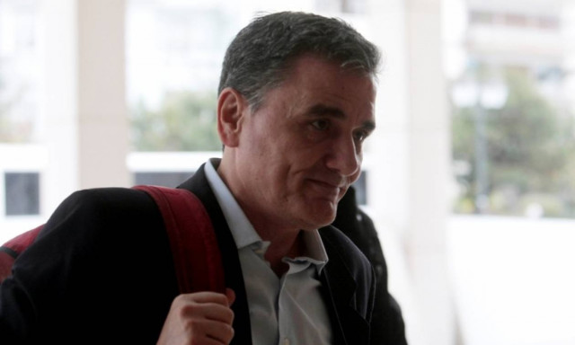 Πρόταση ΣΟΚ των δανειστών: Ζητάνε έως και 50% μείωση στο αφορολόγητο