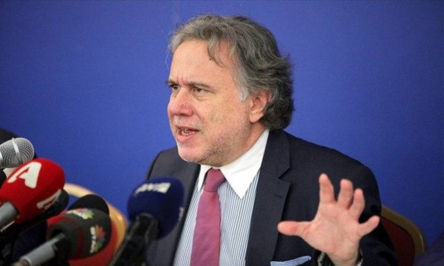 Συντάξεις: «Μαχαίρι» σε κύριες και επικουρικές συντάξεις διά χειρός Κατρούγκαλου