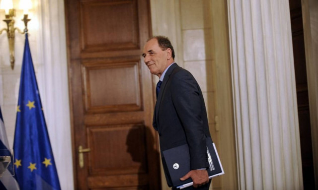 «Κόκκινα» δάνεια: Σε εξέλιξη κρίσιμη συνάντηση των Θεσμών με Τσακαλώτο και Σταθάκη