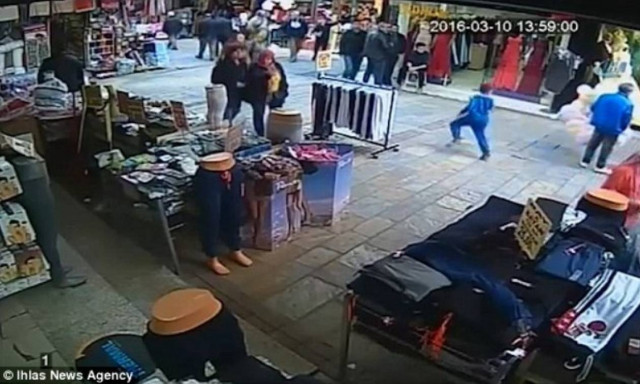 Σμύρνη: Πόση απανθρωπιά μπορεί να κρύβει ένας άνθρωπος! (video)