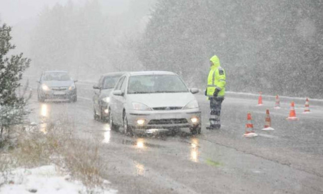 Καιρός: Κρύο, βροχές και χιόνια την Κυριακή (13/3) - Αναλυτική πρόγνωση