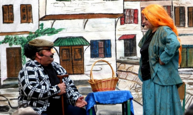 Απόκριες 2016 – Σάμος: Αναβίωσε το έθιμο του Καδή! (pics)