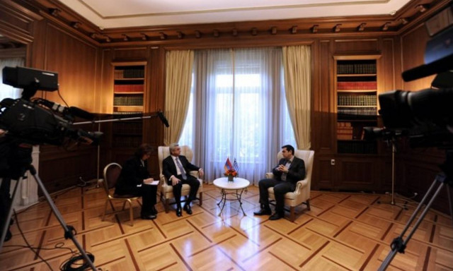 Κοινές δηλώσεις Τσίπρα - Σαρκισιάν: Στήριξη στη συμφωνία κατάπαυσης του πυρός για τη Συρία