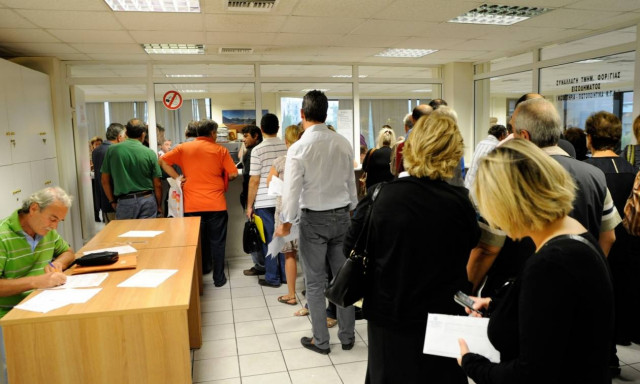 Στοιχεία - σοκ για τα χρέη των Ελλήνων στην Εφορία