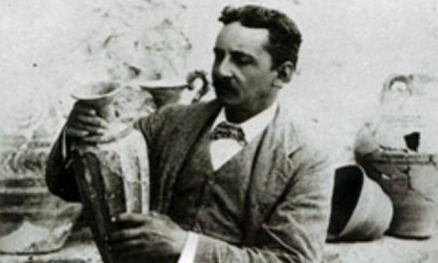 Σαν σήμερα το 1900 ο Άρθουρ Εβανς ξεκινά τη μυθική ανασκαφή στην Κνωσό