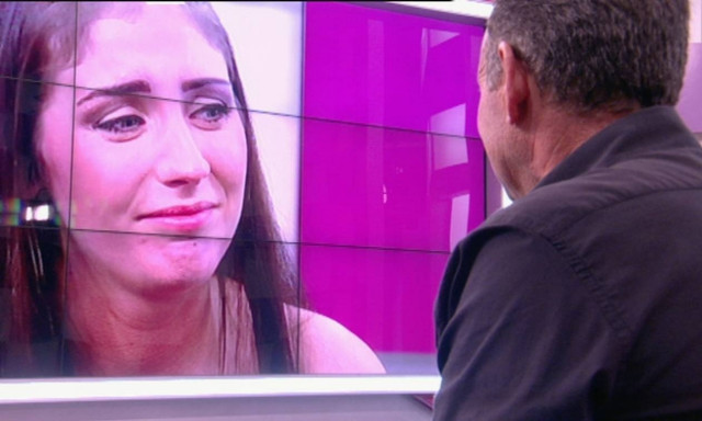 Πάμε πακέτο: Το σοκ του παραλήπτη όταν μαθαίνει ότι έχει μία κόρη από έναν εφήμερο έρωτα