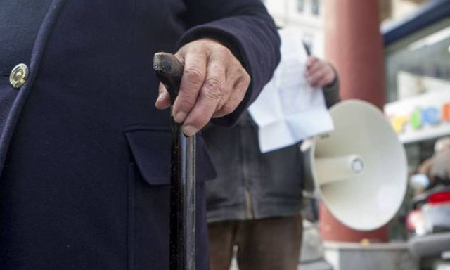 Ασφαλιστικό: Τι προτείνει το Οικονομικό Επιμελητήριο για τις συντάξεις