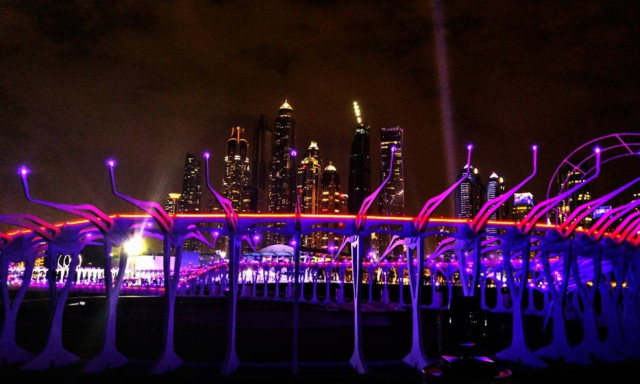 Εντυπωσιακό: Το πρώτο παγκόσμιο πρωτάθλημα για drones στο Ντουμπάι (vid)