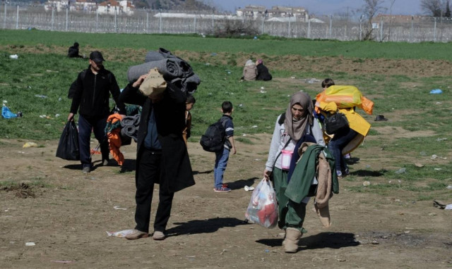 Η μάχη για την επιβίωση στην Ειδομένη (video)