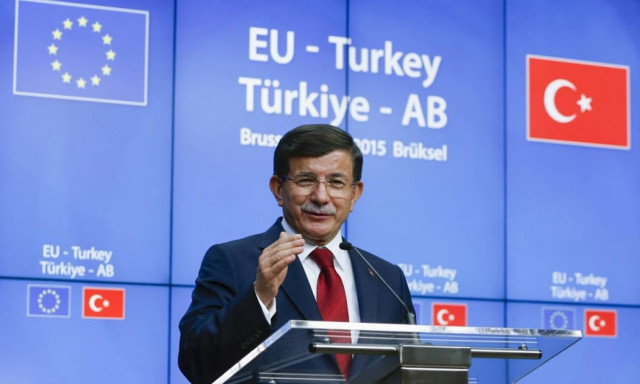 Νταβούτογλου: Δεν θα δεχτούμε συμφωνία που θα μας μετατρέψει «ανοιχτή φυλακή»