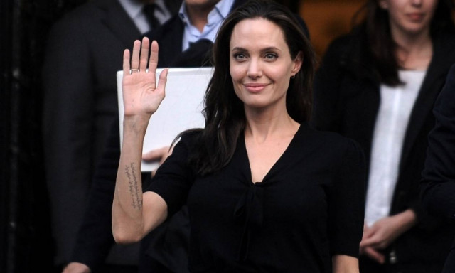 Δείτε το δωμάτιο που θα μείνει η Αντζελίνα Τζολί στη Λέσβο (video)