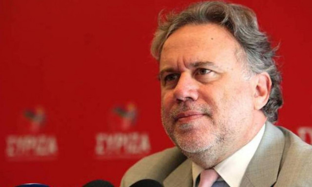 Κατρούγκαλος: Έλυσε το ασφαλιστικό, τώρα θα …λύσει και τα εργασιακά!