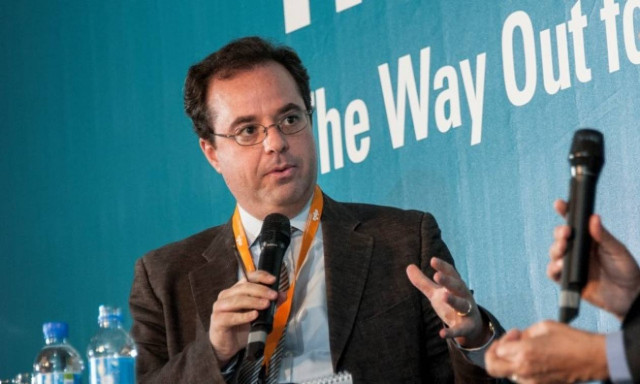 Πίτερ Σπίγκελ: Οι διαπραγματεύσεις Αθήνας – δανειστών δεν πάνε καλά