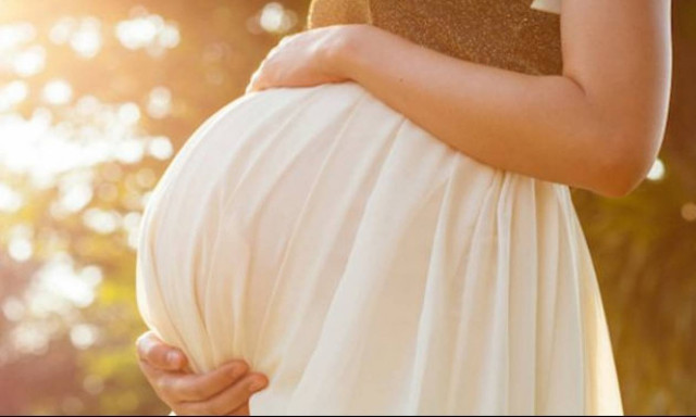 Όμορφο και σφριγηλό στήθος μετά την εγκυμοσύνη!