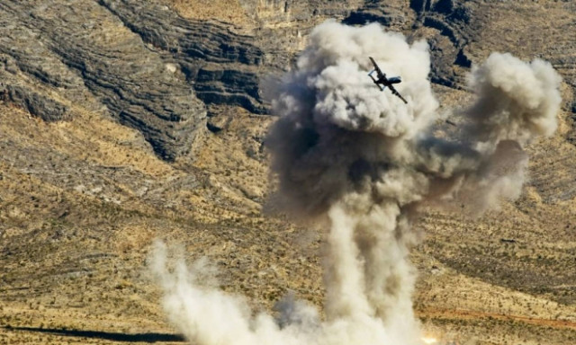 Ιράκ: 16 συμμαχικές επιθέσεις κατά στόχων του ISIS σε μία ημέρα