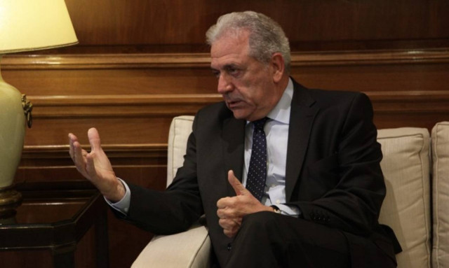 Προσφυγικό – Αβραμόπουλος: Οφείλουν όλα τα μέρη να τηρήσουν τις δεσμεύσεις που έχουν αναλάβει