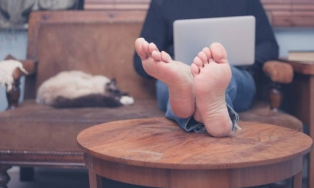 Ο κίνδυνος στυτικής λειτουργίας φαίνεται στα… πόδια