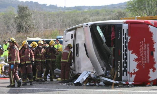 Θρήνος στην Ευρώπη: Από 6 διαφορετικά κράτη οι 13 φοιτήτριες του τροχαίου στην Ισπανία (vid)