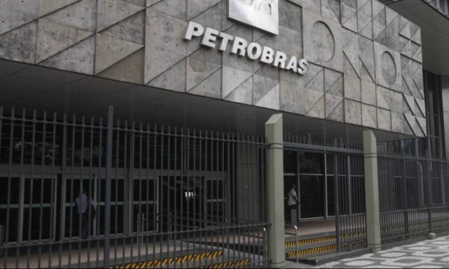 Ισχυρότατες απώλειες στην πετρελαϊκή Petrobras