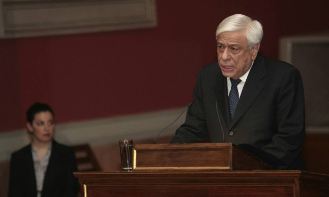 Παυλόπουλος: Οι Έλληνες αντιμετωπίζουμε τους πρόσφυγες υπό όρους ανθρωπισμού