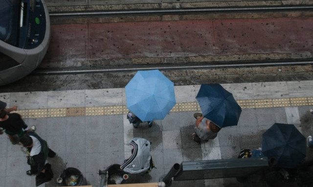 Έκτακτο δελτίο επιδείνωσης καιρού με σχυρές καταιγίδες, χαλάζι και θυελλώδεις ανέμους