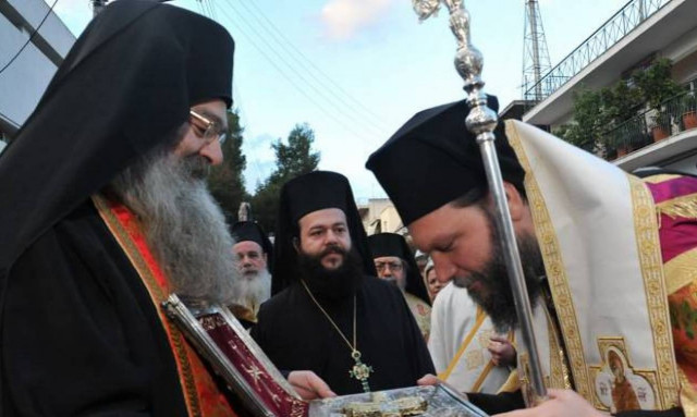 Η Καλογρέζα υποδέχθηκε το Τίμιο Ξύλο