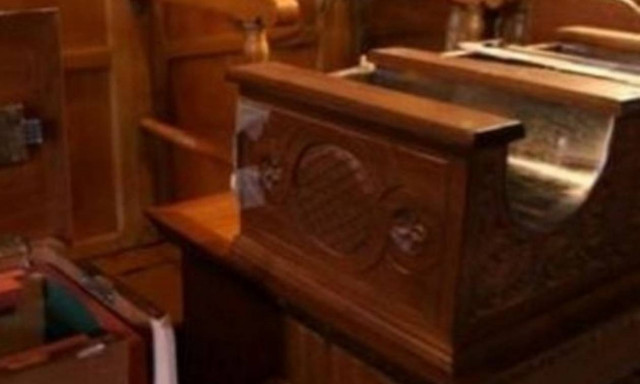 Τρίπολη: Βεβήλωσαν το ναό κοιμητηρίου