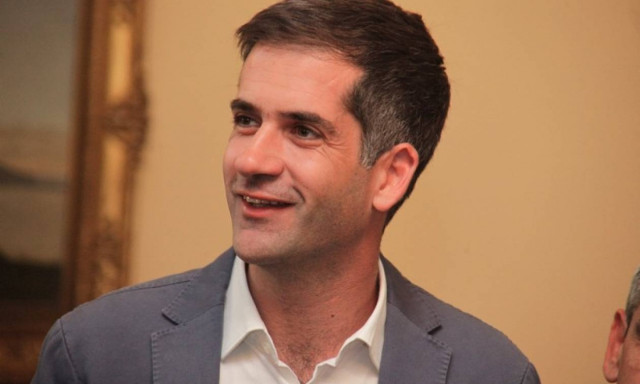 Το συγκινητικό μήνυμα του Κώστα Μπακογιάννη για το νεογέννητο στις Θερμοπύλες